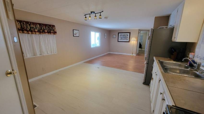65 Juniper Drive East a Dundee, FL Mobile or Manufactured Home for Sale